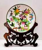 Cloisonne bord schotel met houten standaard., Antiek en Kunst, Ophalen of Verzenden