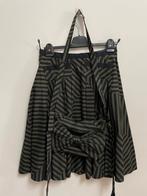 R51 - Zwart-grijze Cora Kemperman rok  mt M met tasje (1), Kleding | Dames, Rokken, Ophalen of Verzenden, Zo goed als nieuw, Zwart