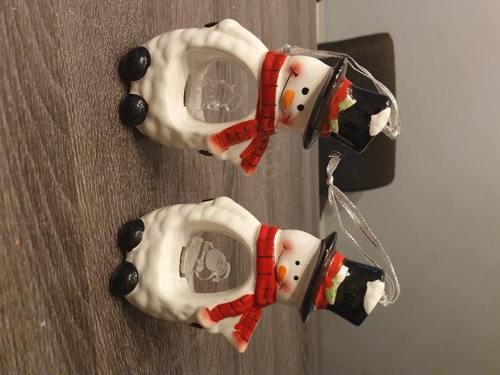 DIVERSE KERSTSPULLEN EN SLINGERS, Huis en Inrichting, Overige Huis en Inrichting, Zo goed als nieuw, Ophalen