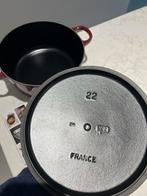 Nieuwe Le Creuset braadpan 22 cm Rhone / Garnet, Gietijzer, Nieuw, Ophalen of Verzenden, Keramische plaat