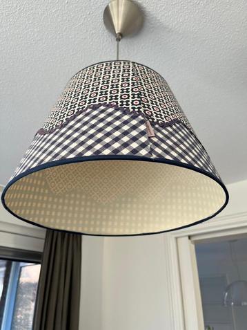 hanglamp beschikbaar voor biedingen
