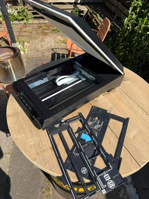Epson Perfection V550 Fotoscanner, Computers en Software, Scanners, Zo goed als nieuw, Fotoscanner, Ophalen