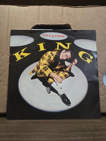 King - Love and pride beschikbaar voor biedingen