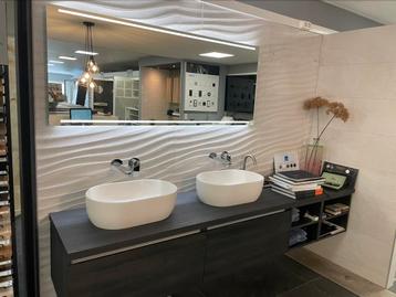 Thebalux meubel 244cm beschikbaar voor biedingen