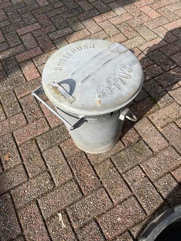 Vintage Rotterdam Emaille Afvalemmer beschikbaar voor biedingen