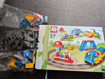 Lego duplo trein  5608 compleet  beschikbaar voor biedingen