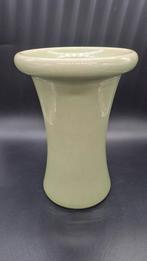 Ecri Katwijk Vaas - Groen. Hoogte 18,5 cm., Huis en Inrichting, Woonaccessoires | Vazen, Gebruikt, Aardewerk of Porselein, Ophalen of Verzenden