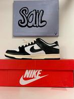 Nike Dunk Low Vintage Panda 44,5, Kleding | Heren, Schoenen, Zwart, Nike, Nieuw, Ophalen of Verzenden