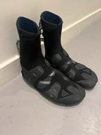 Surf schoentjes 5mm maat 40, Watersport en Boten, Watersportkleding, Ophalen of Verzenden, Gebruikt, Dame of Heer, Zeil- of Surfschoenen