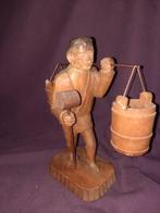 Hout sculpture chinese waterdrager 24 cm, Ophalen of Verzenden