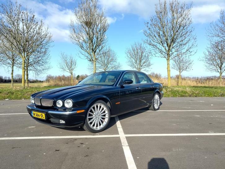 Jaguar XJ 3.0 175KW AUT 2005 Zwart, Auto's, Jaguar, Particulier, XJ, ABS, Adaptive Cruise Control, Airbags, Airconditioning, Apple Carplay