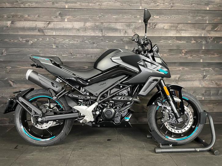 CFMOTO 125NK A1 GESCHIKT (bj 2025), Motoren, Motoren | CFMOTO, Bedrijf, Naked bike, 11 kW of minder