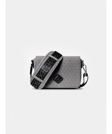 XPLCT Schoudertasje - Nieuw in Verpakking! beschikbaar voor biedingen