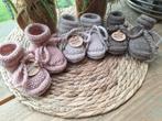 Handmade Babyslofjes diverse kleuren (0-6 mnd) Wol NIEUW !, Slofjes, Jongetje of Meisje, Handgemaakt, Nieuw