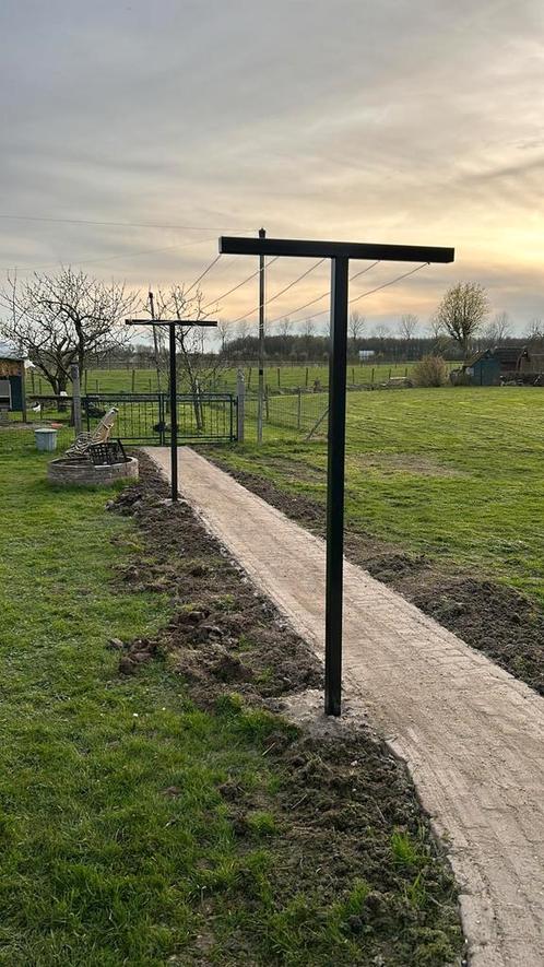 Degelijke boeren waslijnpalen laatste 4 setjes van 2 ., Tuin en Terras, Droogmolens en Wasrekken, Nieuw, Overige typen, Ophalen