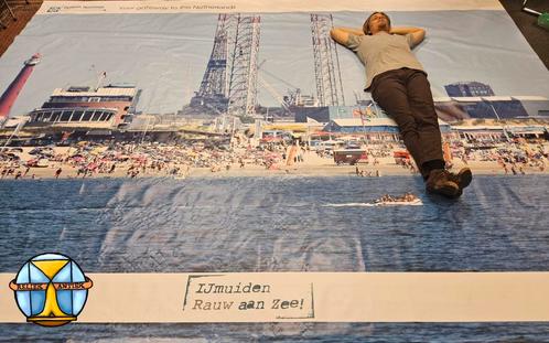gigantische Ijmuiden rauw aan zee (tuin) poster  450x344cm, Verzamelen, Posters, Zo goed als nieuw, Overige onderwerpen, Deurposter of groter