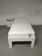 Auping Auronde 90x200 hoog uitvoering + Auping nachtkast