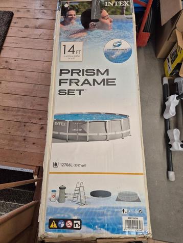 Intex Prism zwembad beschikbaar voor biedingen