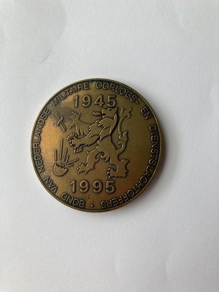 Penning brons 50 jaar BNMO bond Nederlandse oorlog slachtof, Postzegels en Munten, Penningen en Medailles, Brons, Nederland, Ophalen of Verzenden