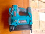 Makita tacker 18v, Ophalen of Verzenden, Zo goed als nieuw, Reciprozaag, 30 tot 70 mm