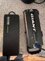 Accu + Oplader Giant twist Go, Fietsen en Brommers, Ophalen of Verzenden, Zo goed als nieuw
