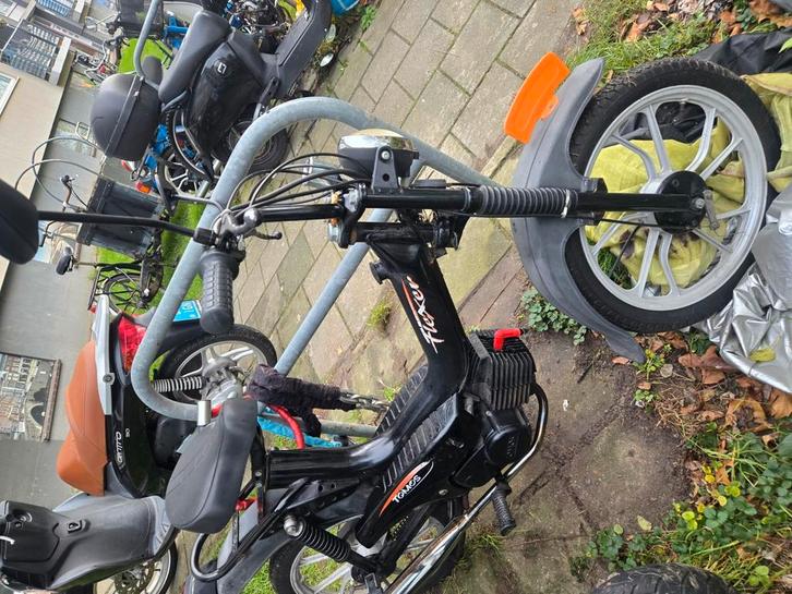 Tomos flexer blauw kenteken, Fietsen en Brommers, Brommers | Tomos, Zo goed als nieuw, Ophalen