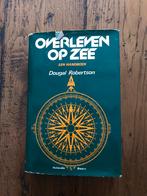 Overleven op zee een handboek Dougal Robertson, Gelezen, Ophalen of Verzenden