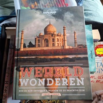 Lonely Planet - Wereldwonderen beschikbaar voor biedingen