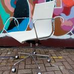 Vitra Eames EA 117 Bureaustoel Wit Netweave – Chroom, Huis en Inrichting, Stoelen, Ophalen, Gebruikt, Wit, Eén