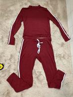 Tweedelige set rood met wit huispak, Ophalen of Verzenden, Gedragen, Rood