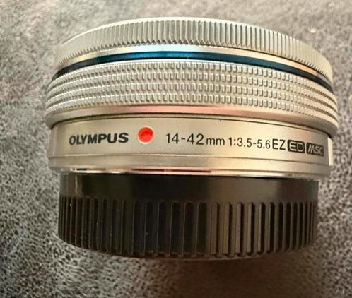 OLYMPUS M.ZUIKO DIGITAL 14-42MM F/3.5-5.6 PANCAKE EZ Zilver, Verzamelen, Fotografica en Filmapparatuur, Ophalen of Verzenden