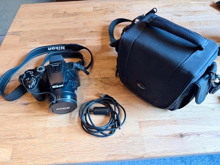Nikon Coolpix P500 + Tas en USB Kabel, Audio, Tv en Foto, Fotocamera's Digitaal, Gebruikt, Compact, Nikon, 8 keer of meer, Ophalen of Verzenden