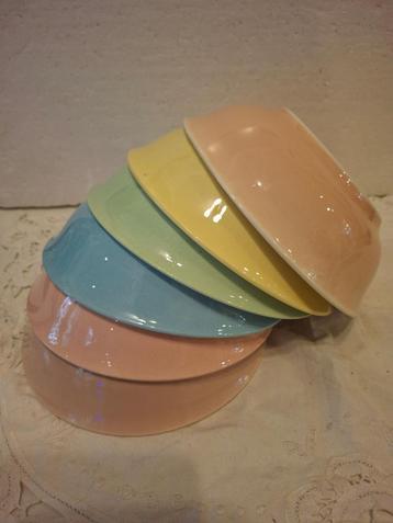 Mosa - mooie set van 6 pastelkleurige schaaltjes beschikbaar voor biedingen