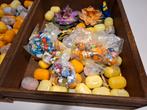 Groot lot van ruim 200 verrassingseieren + smurf + leo. Kijk, Ophalen, Nieuw