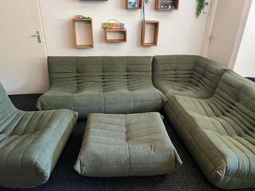 Modulaire Togo bank Rib stof - Donker groen (NIEUW), Huis en Inrichting, Banken | Sofa's en Chaises Longues, Nieuw, Vierpersoons of meer