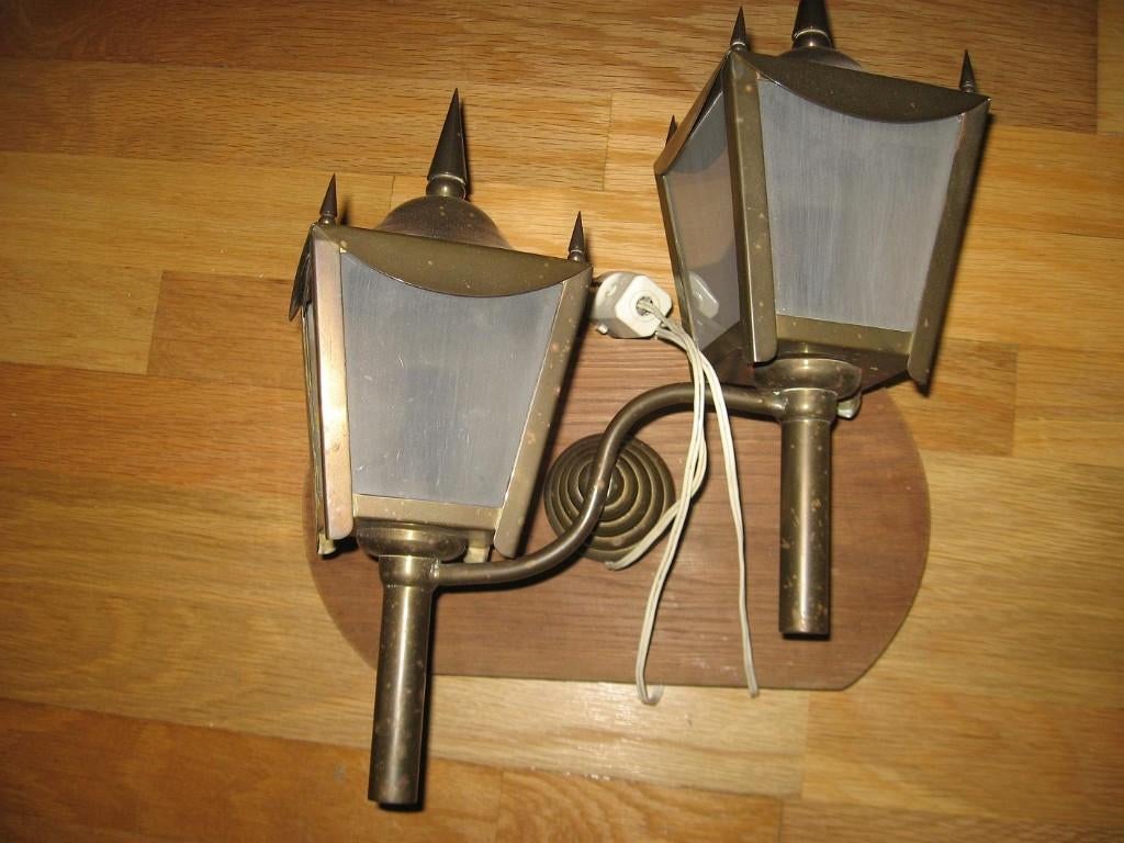 Messing koetslantaarns op een plank. Bekijk ook mijn andere, Ophalen of Verzenden, Zo goed als nieuw, Glas