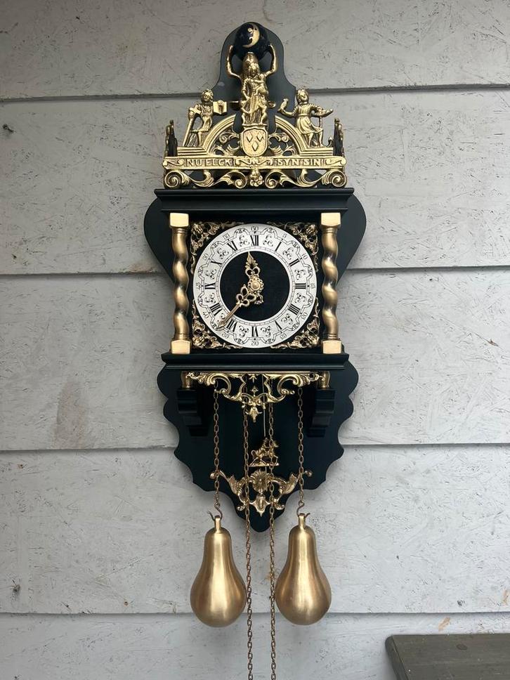 Zeer nette en bijzondere zwarte Zaanse klok, Antiek en Kunst, Antiek | Klokken, Ophalen