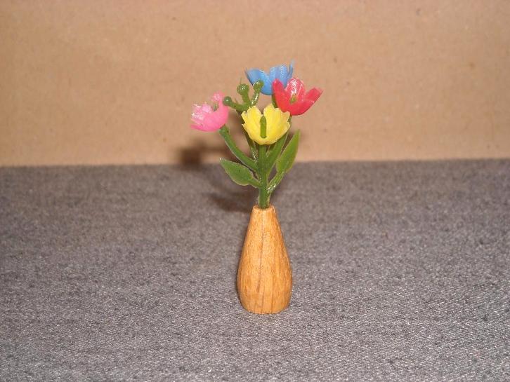 Vaasje met bloemen, Verzamelen, Poppenhuizen en Toebehoren, Gebruikt, Poppenhuis, Ophalen of Verzenden