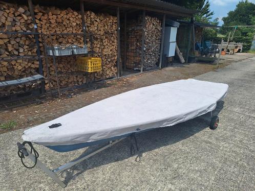 Laser zeilboot dekzeil strandtrailer giek mast zeil, Watersport en Boten, Zeilen en Zeiltoebehoren, Gebruikt, Overige typen, Minder dan 15 m²
