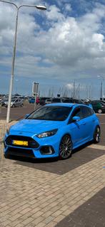 Ford Focus RS. OZ Rally pack, recaro schaalstoelen, 4 cilinders, Blauw, 2261 cc, 350 pk