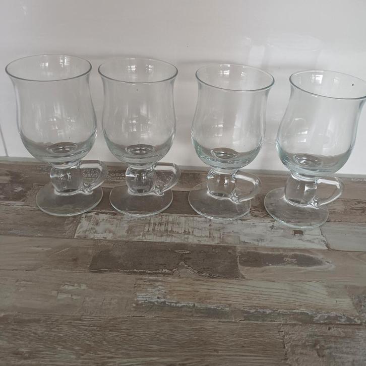 Set van 4 Ierse koffieglazen, Verzamelen, Glas en Borrelglaasjes, Zo goed als nieuw, Overige typen, Ophalen of Verzenden