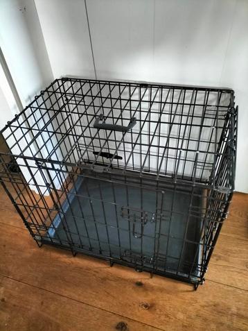  nette honden bench 60 cm beschikbaar voor biedingen