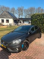 Volvo V40 R-design - 2.0 D4 Zwart, Zwart, Zwart, Particulier, 30 km/l