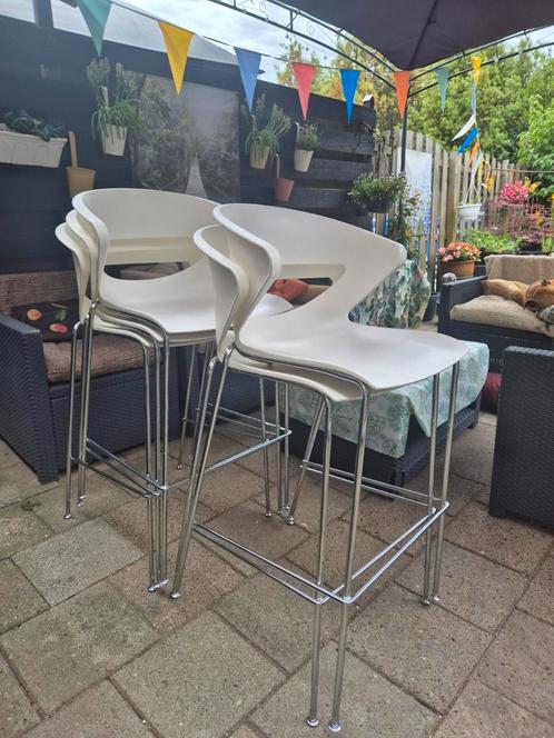 Kastel Kicca Designer Barkrukken, Huis en Inrichting, Barkrukken, Zo goed als nieuw, 5 krukken of meer, Ophalen