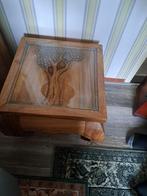 Houten bijzettafel met glazen blad, Minder dan 45 cm, Minder dan 55 cm, Gebruikt, Ophalen of Verzenden