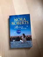 Nora Roberts - Blauw vuur (Special), Boeken, Literatuur, Ophalen of Verzenden, Zo goed als nieuw, Nora Roberts