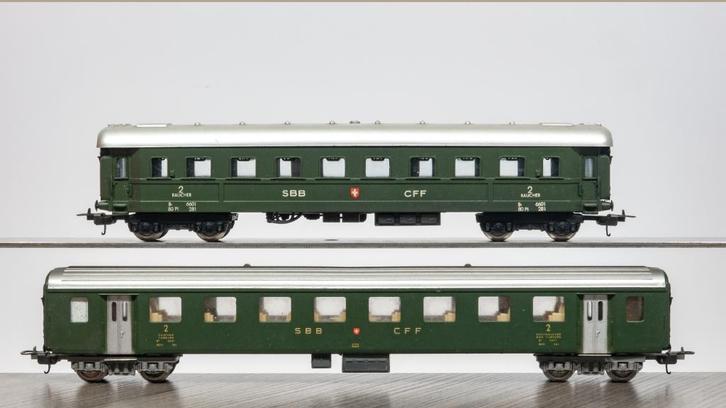 LIMA: set van 2 SBB-CFF 6601 L-K rijtuigen 2e klas voor H0-s, Hobby en Vrije tijd, Modeltreinen | H0, Gebruikt, Wagon, Gelijkstroom