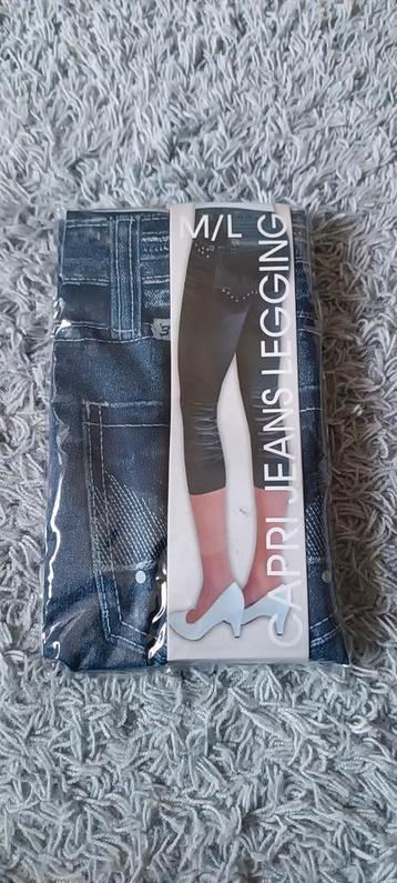 Capri Jeans Legging Maat M/L beschikbaar voor biedingen