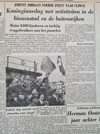 Johnny Jordaan op Koninginnefeest in Gouda (krant 1960), Ophalen of Verzenden, 1960 tot 1980, Knipsel(s)