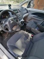 Mitsubishi Grandis 2.4-16V Intense 7 persoons, Auto's, Mitsubishi, Voorwielaandrijving, Gebruikt, 7 stoelen, Beige